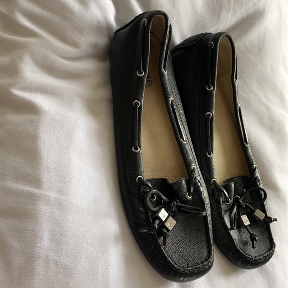 Michael Kors Black flats 7.5 - Picture 2 of 3